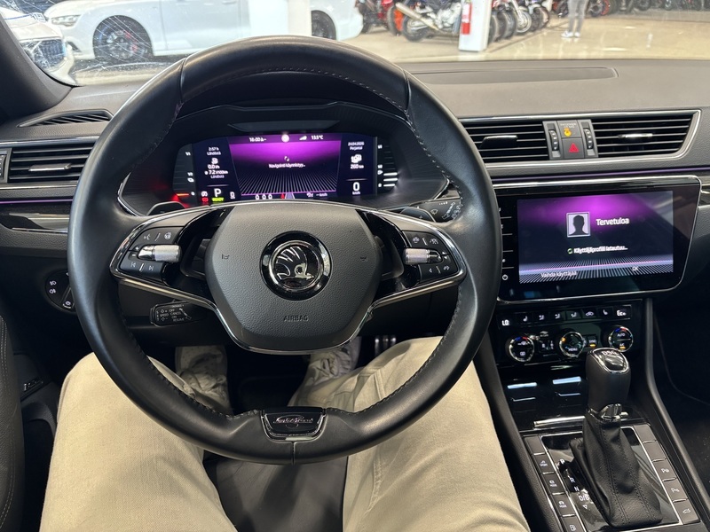 Skoda Superb vaihtoauto