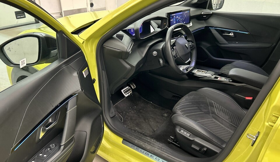 Peugeot e-208 vaihtoauto