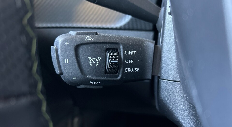 Peugeot e-208 vaihtoauto