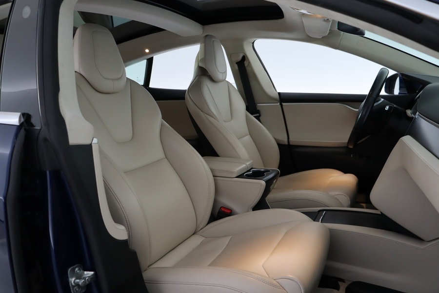 Tesla Model S vaihtoauto