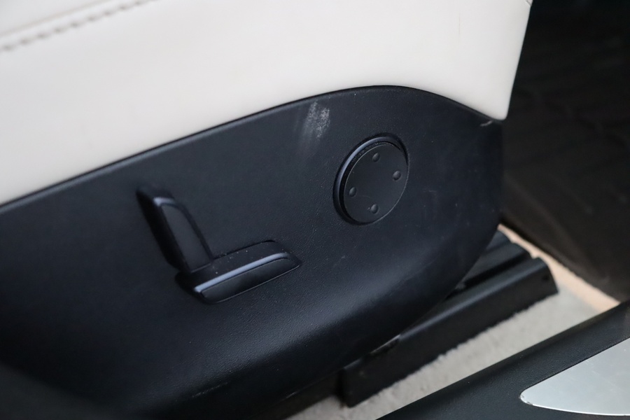 Tesla Model S vaihtoauto