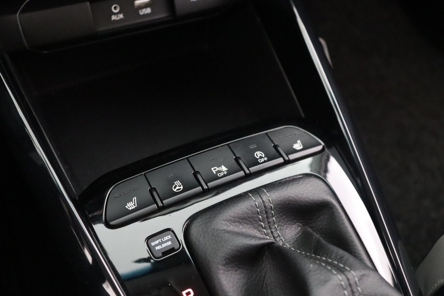 Kia Stonic vaihtoauto