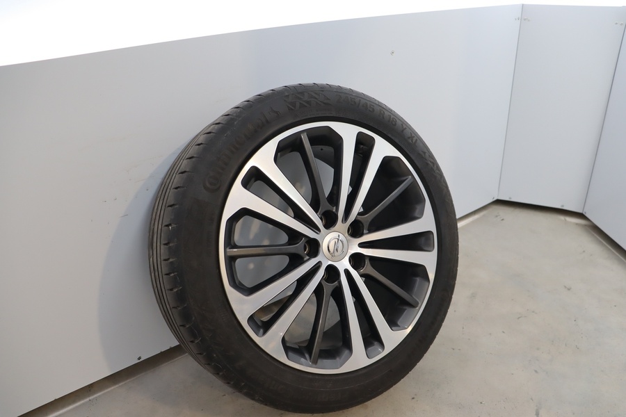 Opel Insignia vaihtoauto