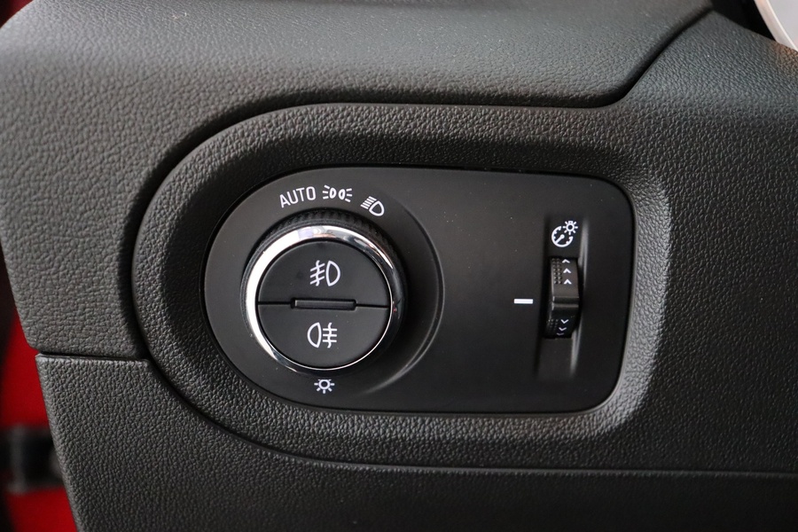 Opel Grandland X vaihtoauto