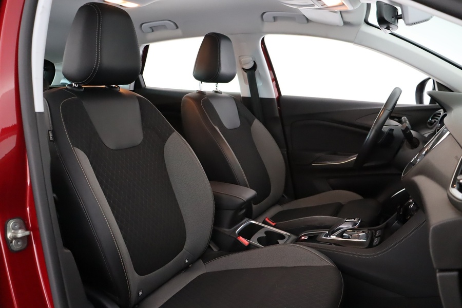 Opel Grandland X vaihtoauto