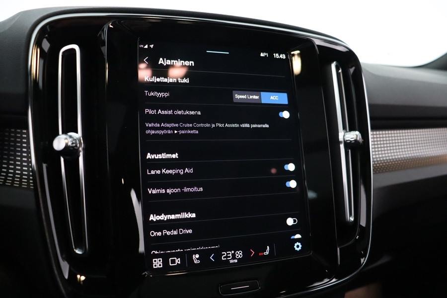 Volvo XC40 vaihtoauto