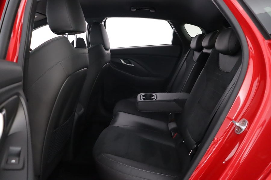 Hyundai i30 Fastback vaihtoauto