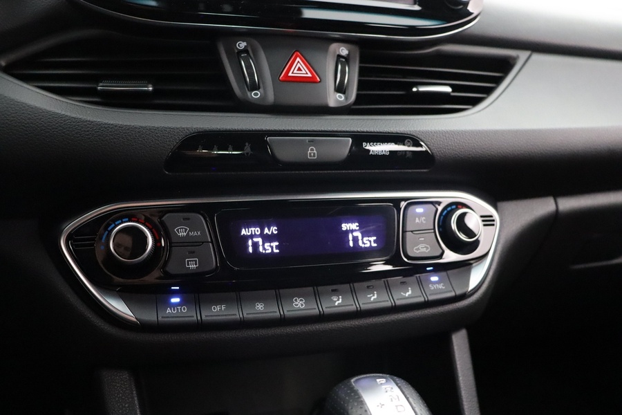 Hyundai i30 Fastback vaihtoauto