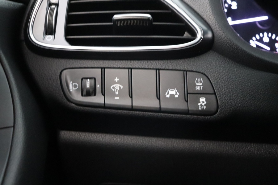 Hyundai i30 Fastback vaihtoauto