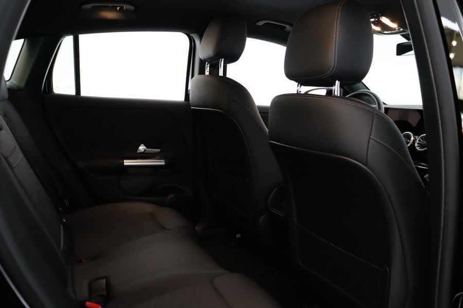 Mercedes-Benz EQA vaihtoauto