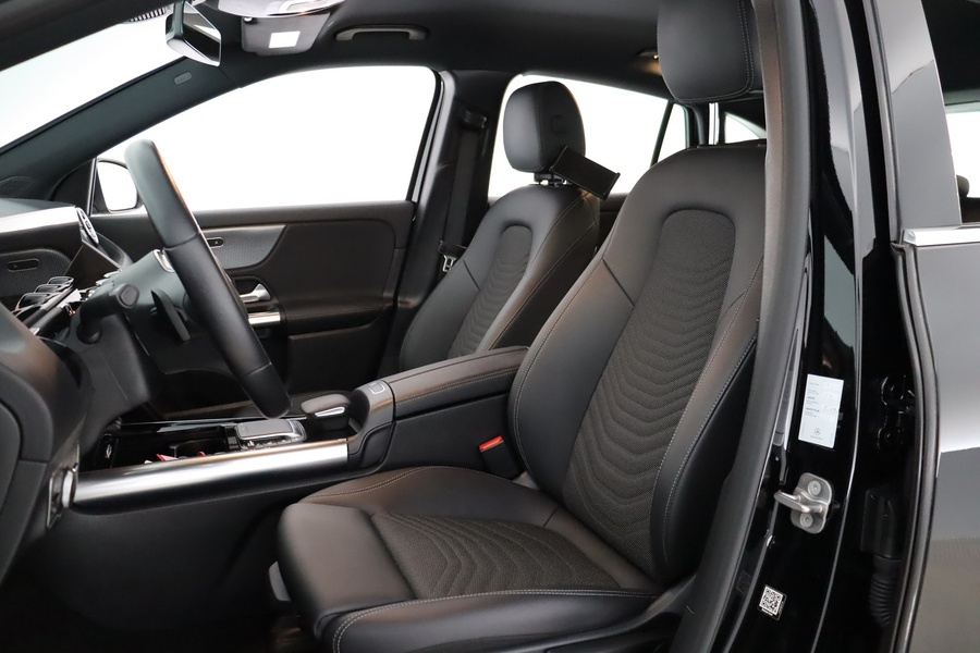 Mercedes-Benz EQA vaihtoauto