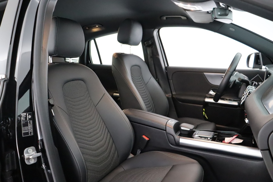 Mercedes-Benz EQA vaihtoauto