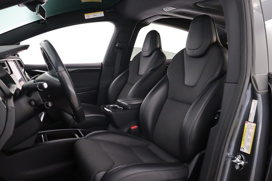 Tesla Model X vaihtoauto