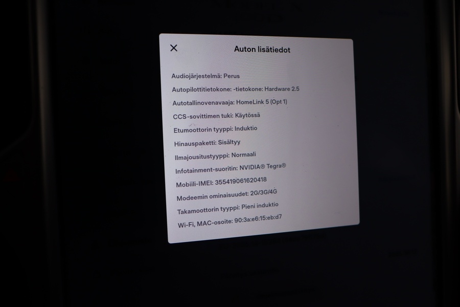 Tesla Model X vaihtoauto