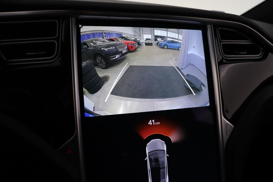 Tesla Model X vaihtoauto