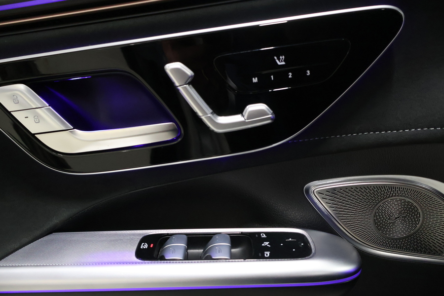 Mercedes-Benz EQE vaihtoauto