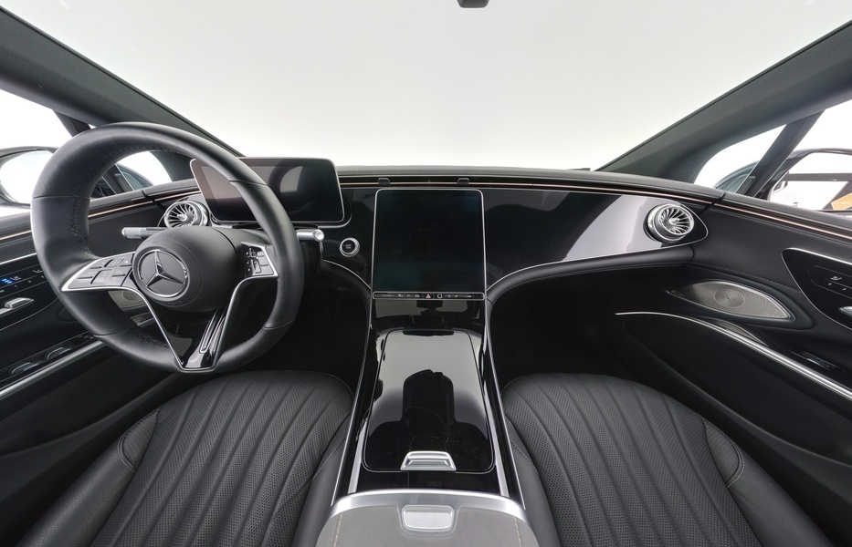 Mercedes-Benz EQS vaihtoauto