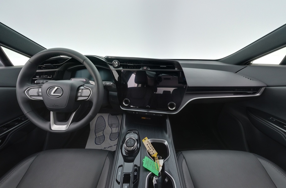 Lexus RZ vaihtoauto