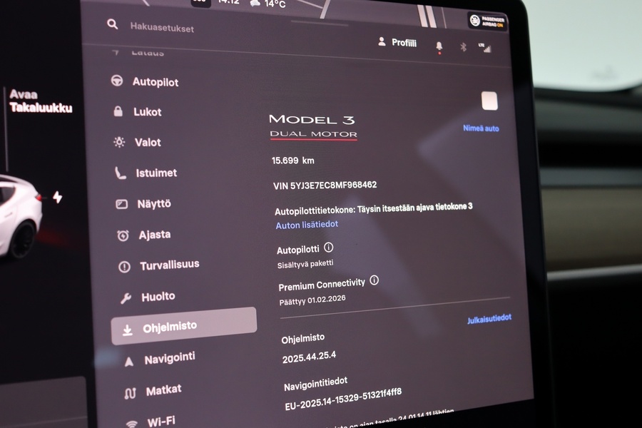 Tesla Model 3 vaihtoauto