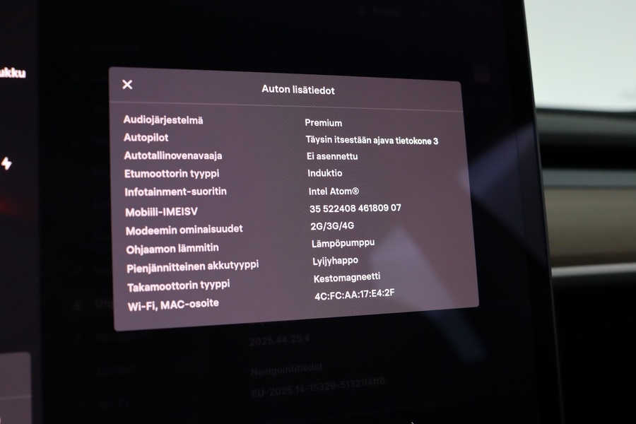 Tesla Model 3 vaihtoauto