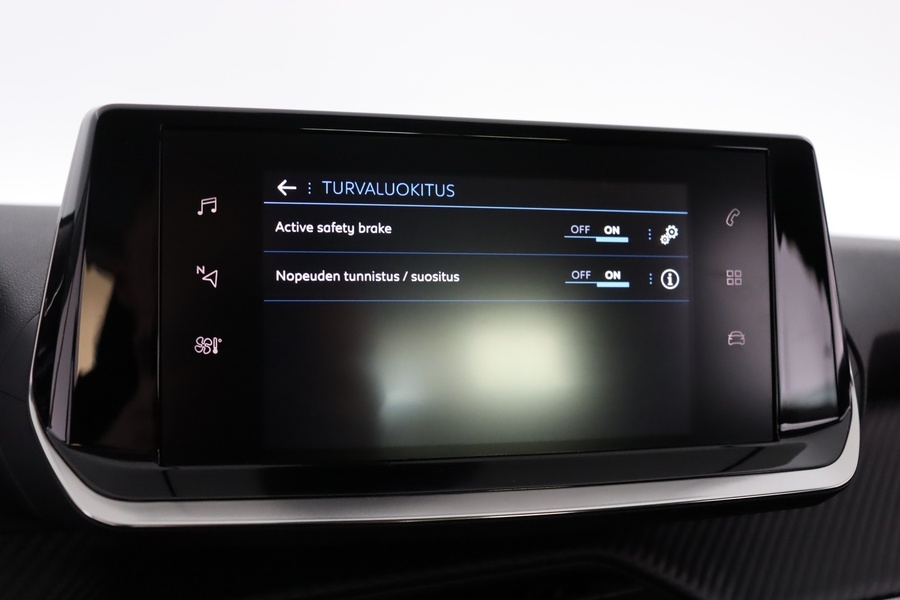 Peugeot 208 vaihtoauto