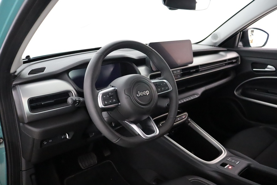 Jeep Avenger vaihtoauto