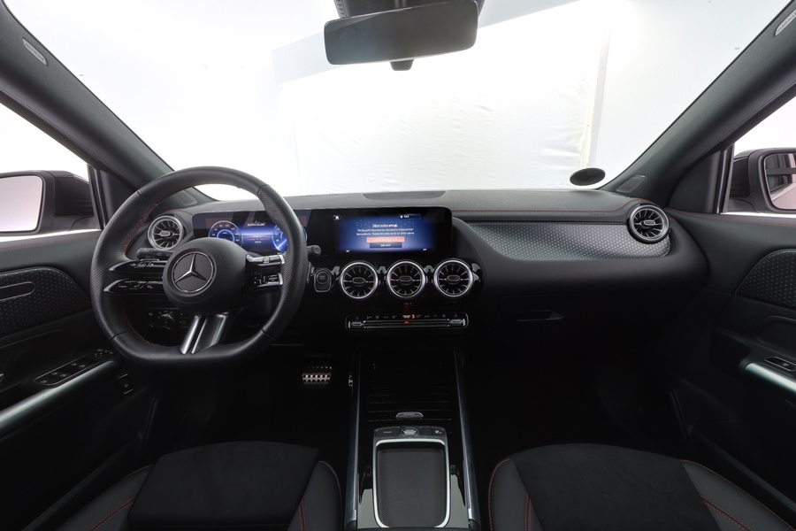 Mercedes-Benz EQA vaihtoauto