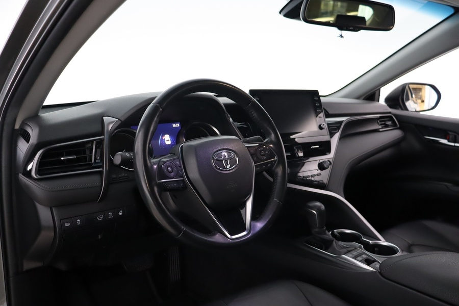 Toyota Camry vaihtoauto