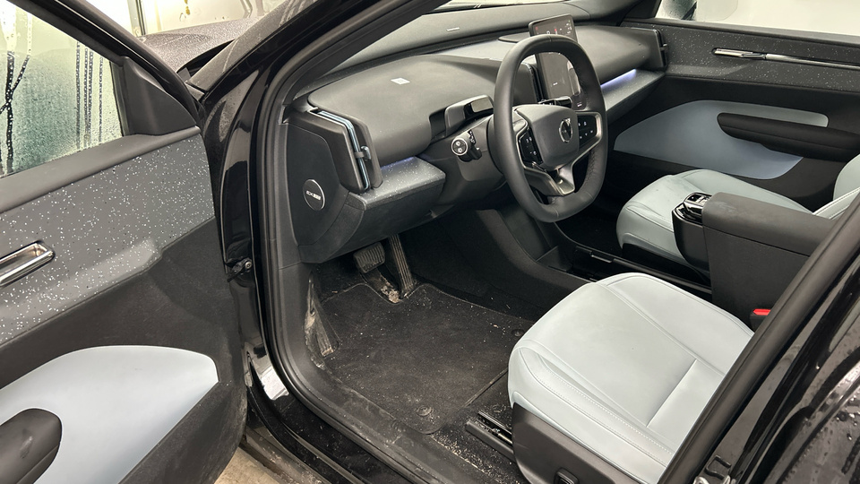 Volvo EX30 vaihtoauto