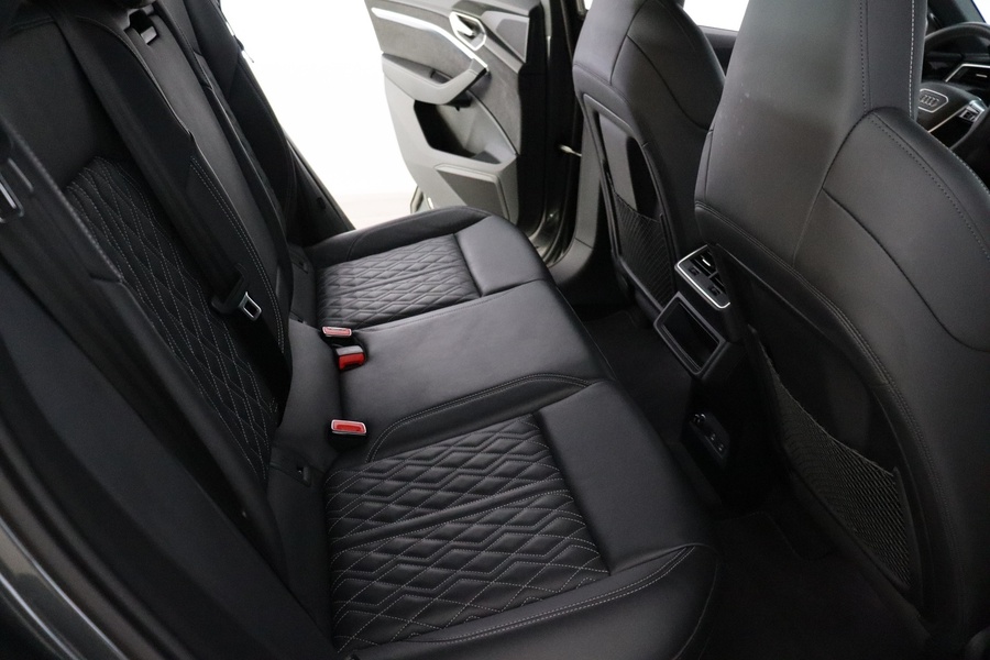 Audi Q8 e-tron vaihtoauto