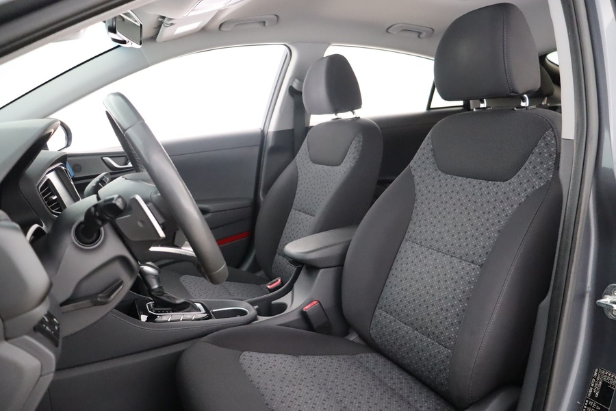 Hyundai IONIQ plug-in vaihtoauto