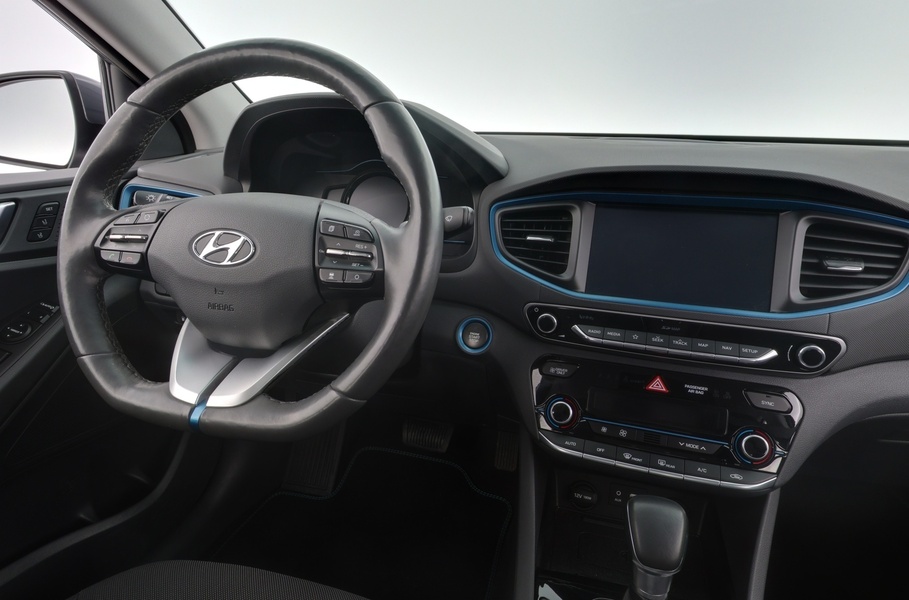 Hyundai IONIQ plug-in vaihtoauto