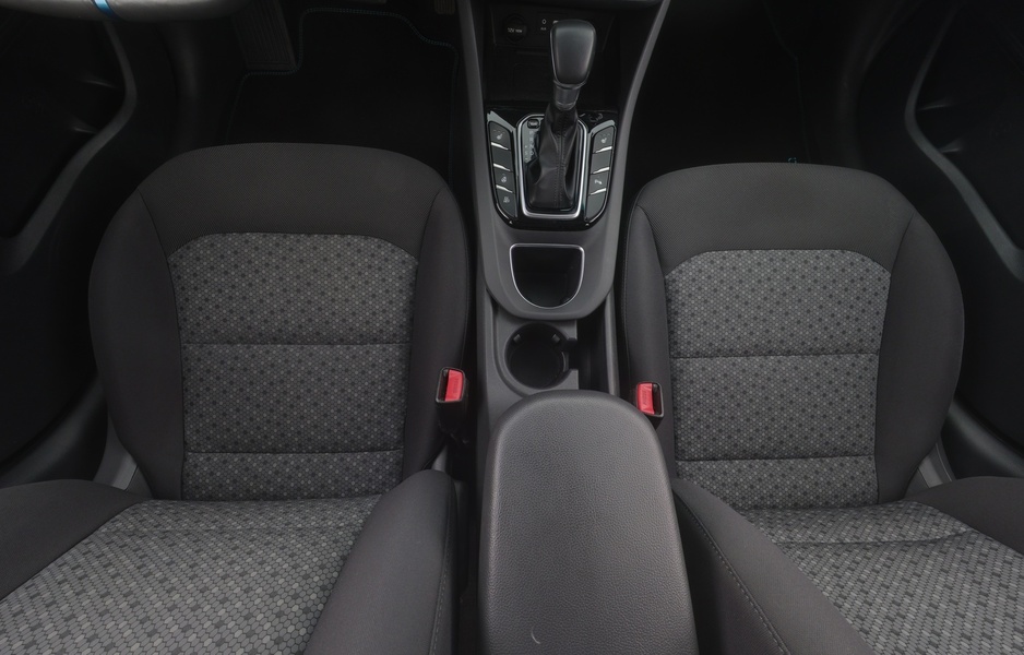 Hyundai IONIQ plug-in vaihtoauto