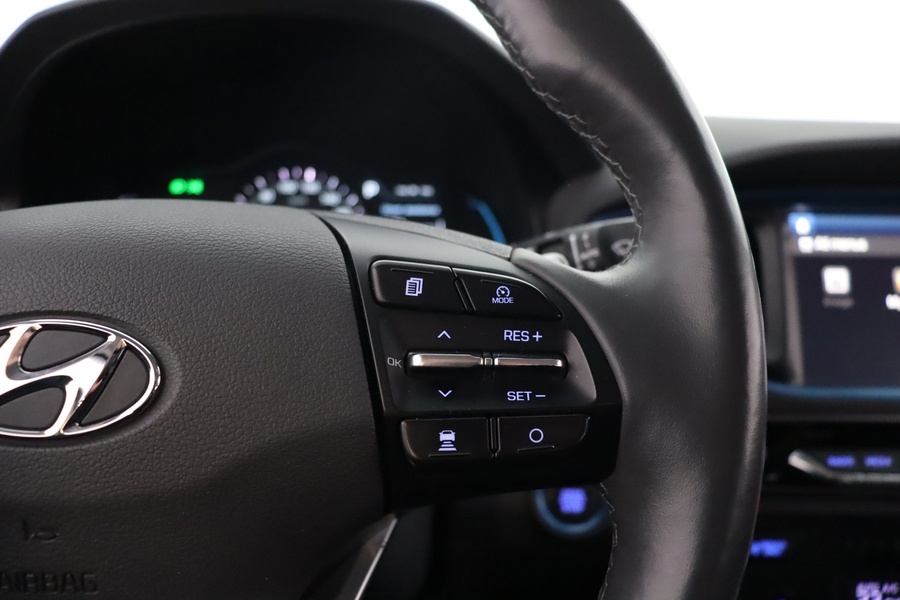 Hyundai IONIQ plug-in vaihtoauto