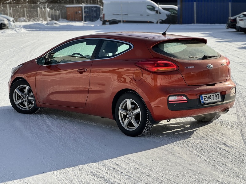 Kia Proceed vaihtoauto