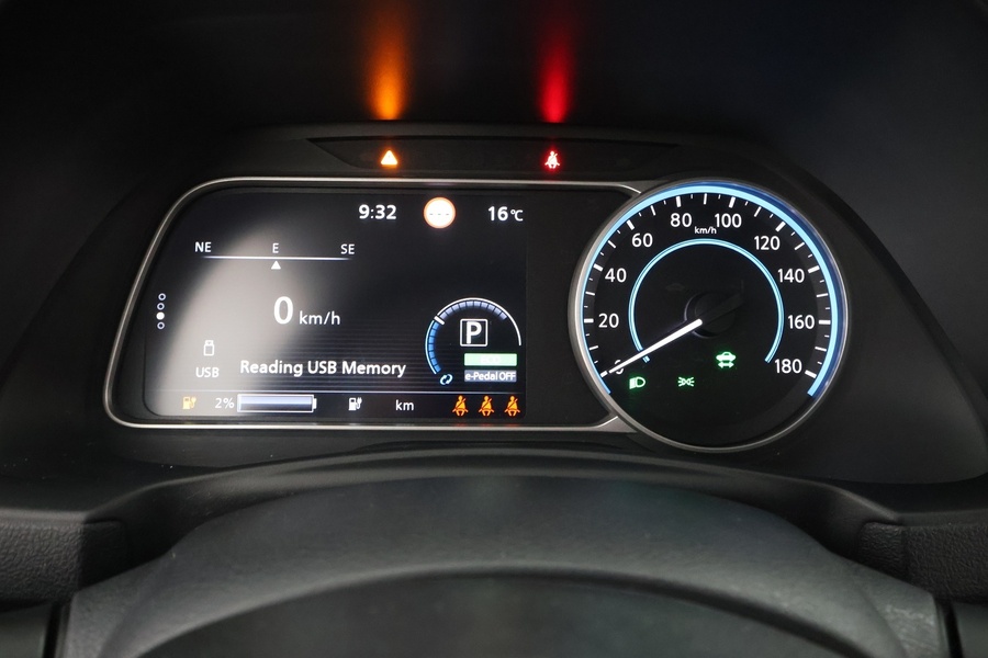 Nissan Leaf vaihtoauto