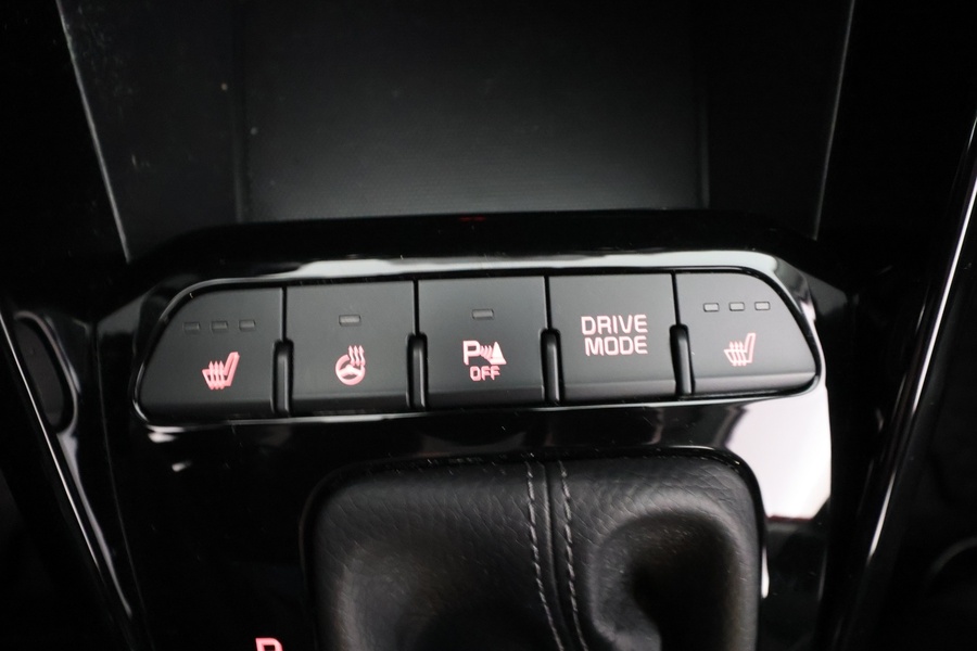 Kia Stonic vaihtoauto