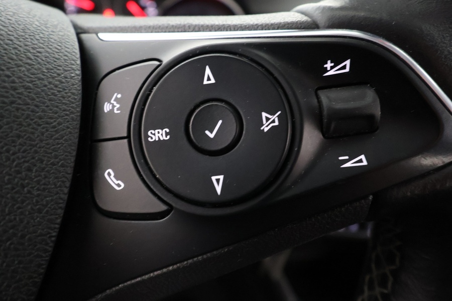 Opel Crossland X vaihtoauto