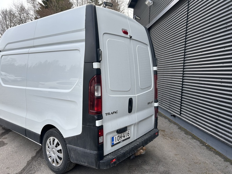 Renault Trafic vaihtoauto