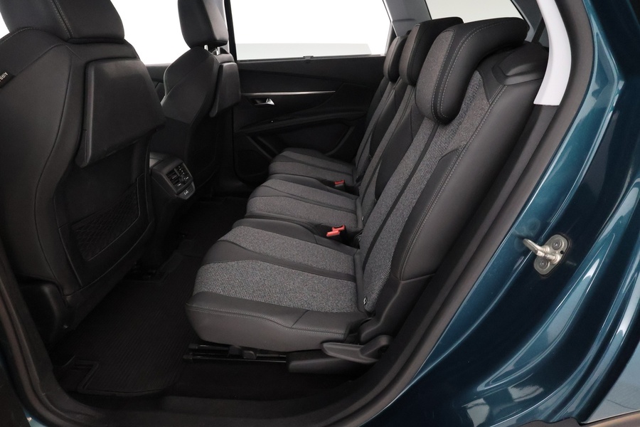 Peugeot 5008 vaihtoauto