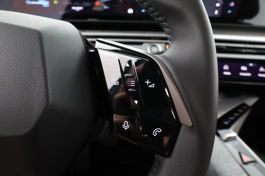 Peugeot E-3008 vaihtoauto