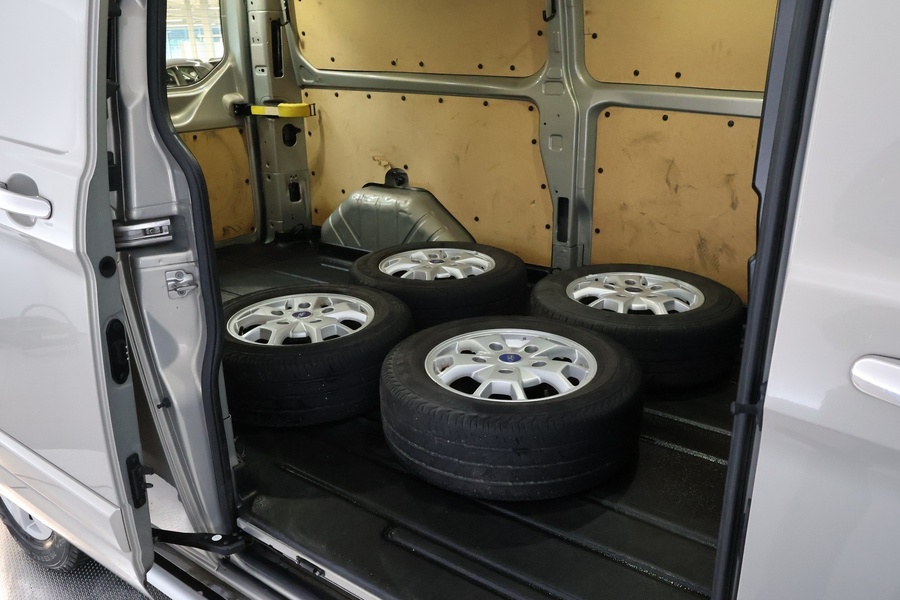 Ford Transit Custom vaihtoauto