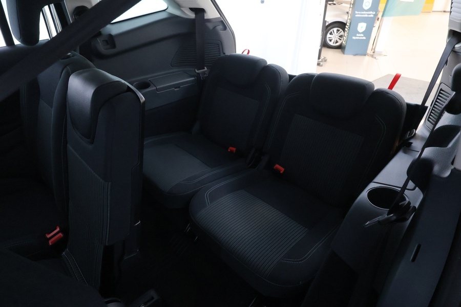 Ford Grand C-MAX vaihtoauto