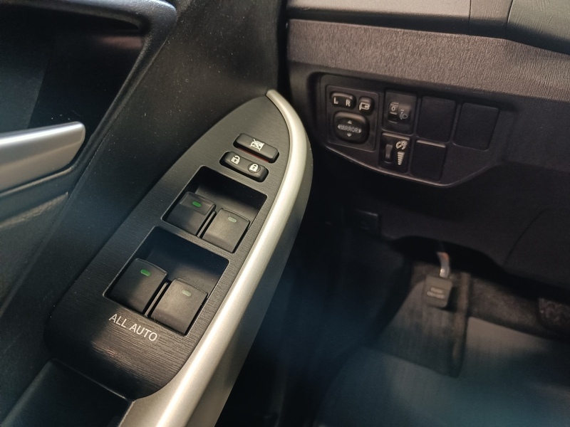 Toyota Prius vaihtoauto