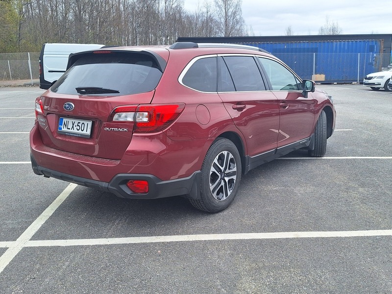 Subaru Outback vaihtoauto
