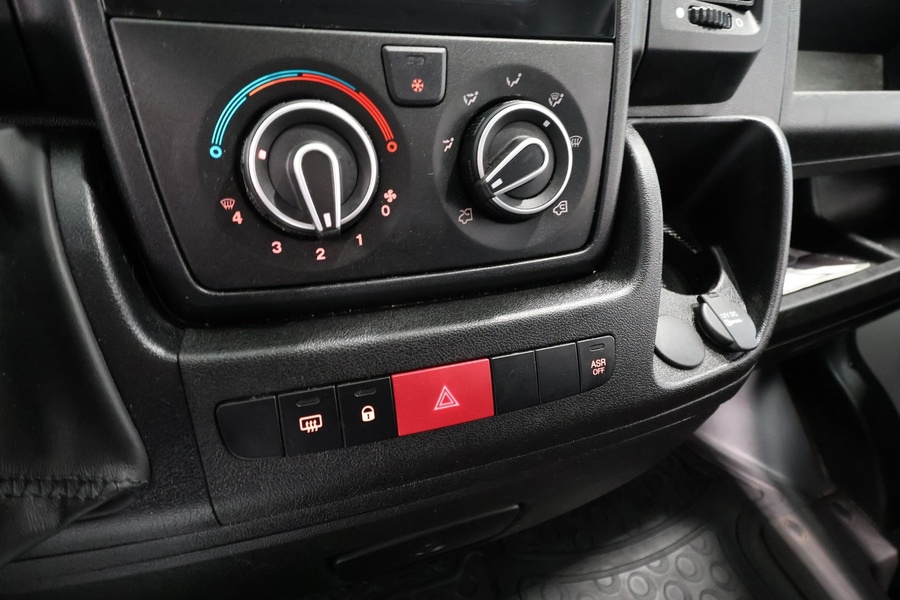 Peugeot Boxer vaihtoauto