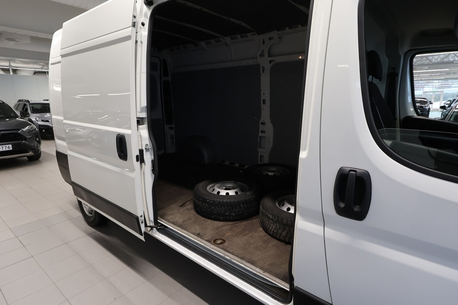 Peugeot Boxer vaihtoauto