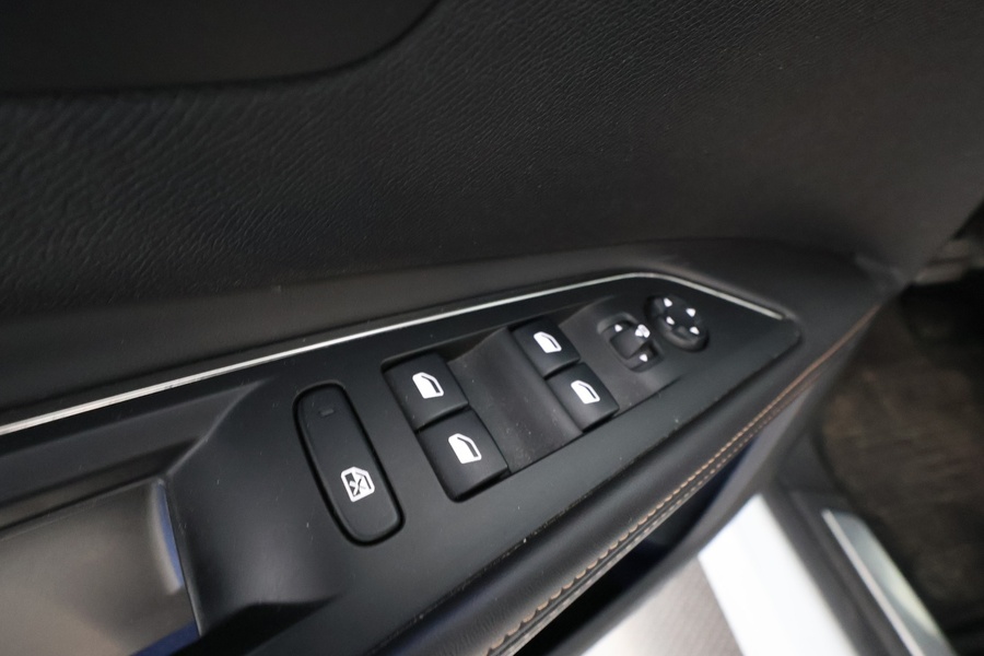 Peugeot 5008 vaihtoauto