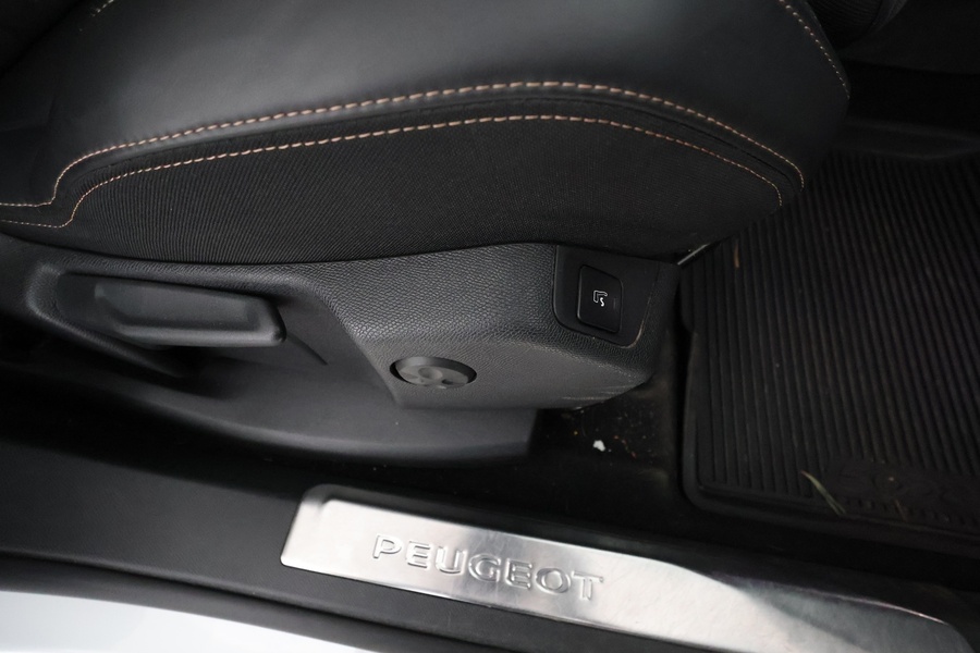 Peugeot 5008 vaihtoauto