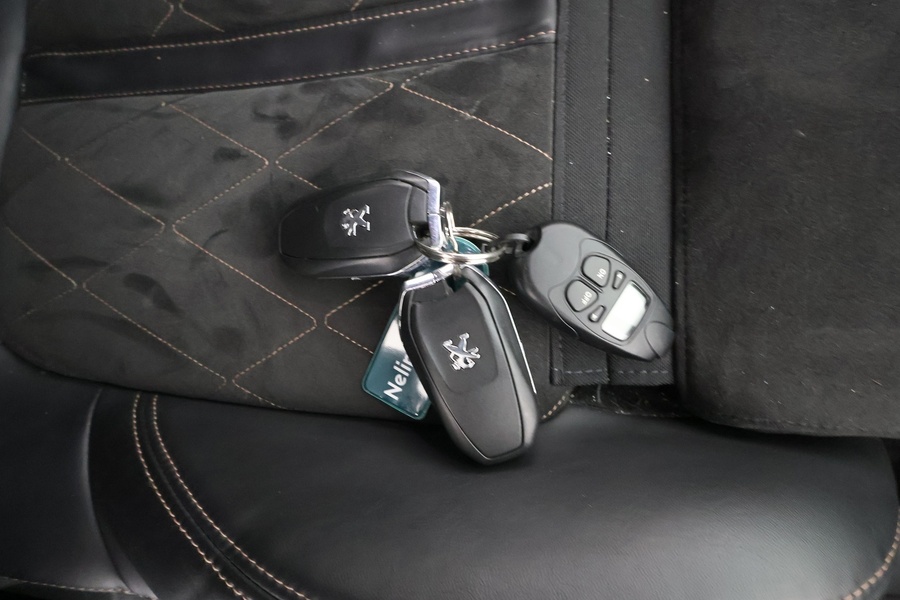 Peugeot 5008 vaihtoauto